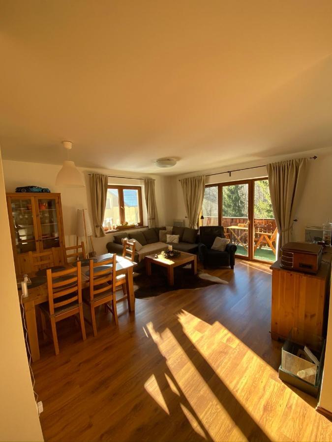 Family Apartment Tále Exteriér fotografie